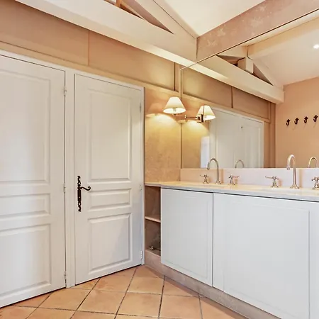 Casa vacanze Le Tropezien - Vue A 180, 3 Chambres, Jardin & Piscine