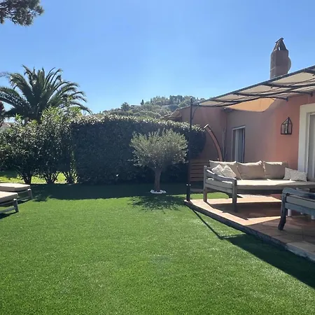 Feriehus Le Tropezien - Vue A 180, 3 Chambres, Jardin & Piscine *