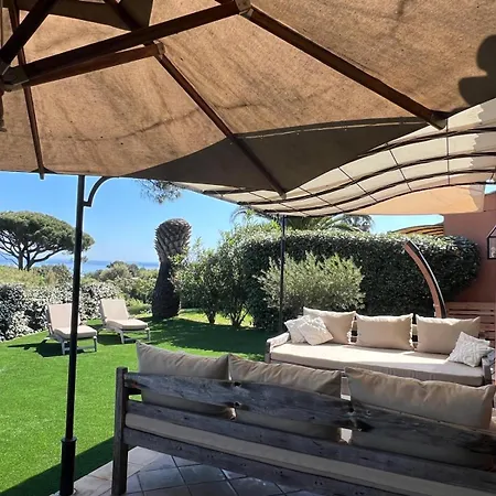 Le Tropezien - Vue A 180, 3 Chambres, Jardin & Piscine Feriehus
